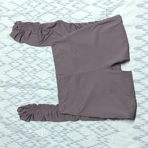 Fabletics large mauve legging
